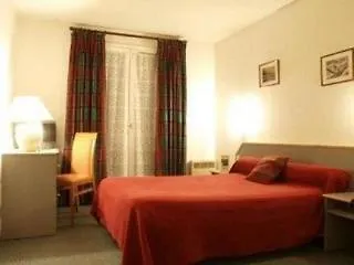 Les Comtes De Pardiac Hotel