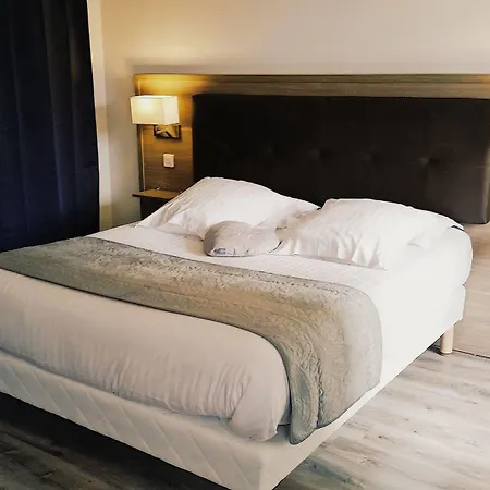 Les Comtes De Pardiac - Logis 3*