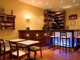 Les Comtes De Pardiac - Logis