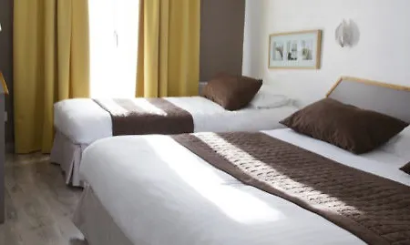 Hotel Les Comtes De Pardiac - Logis 3*