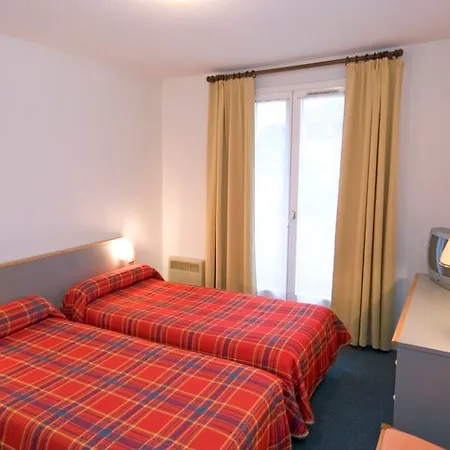 Hotel Les Comtes De Pardiac - Logis 3*