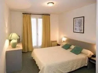 Hotell Les Comtes De Pardiac 3*